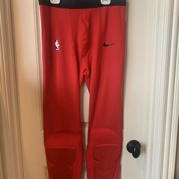 Nike NBA Pro Hyperstrong Padded Tights Pants 3/4 Red Player Issued XL-T Rockets - Picture 2 of 6
